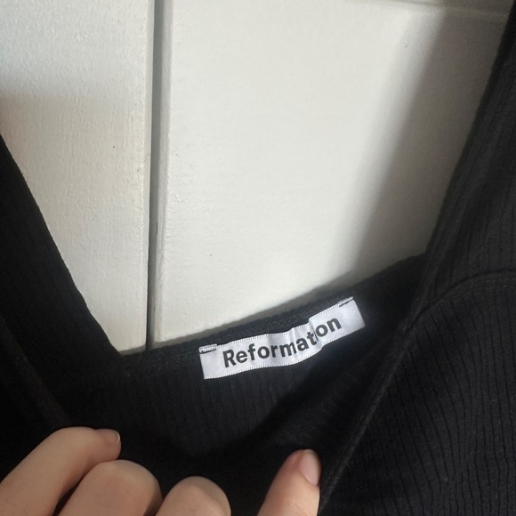 Reformation black top - Picture 4 of 5